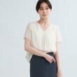 インディヴィ(INDIVI)の【夏の通勤に最適！/洗える】シフォンストライプVネック半袖ブラウス ライトベージュ(051)