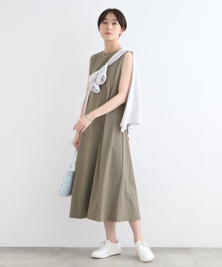 インディヴィ(INDIVI)の【洗える／UVケア／接触冷感／SETUP可能】麻混フィット＆フレアワンピース7