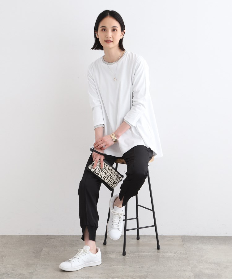 インディヴィ(INDIVI)の【洗える／キレイめ/日本製】バックフレア ロングTシャツ16