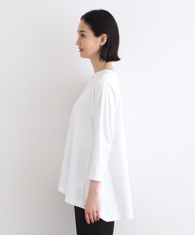 インディヴィ(INDIVI)の【洗える／キレイめ/日本製】バックフレア ロングTシャツ19
