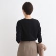 インディヴィ ヴァイ(INDIVI V.A.I)の【洗える／日本製】コンビ素材デザイントップス3