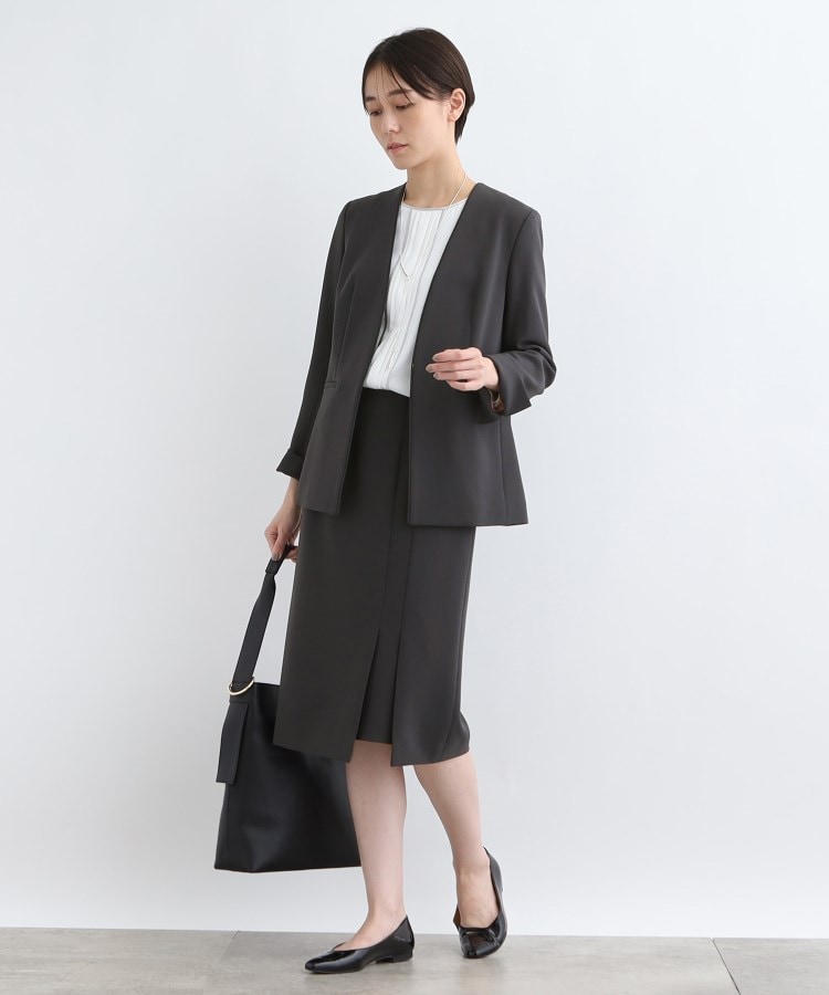 インディヴィ ヴァイ(INDIVI V.A.I)の【洗える／日本製／定番スーツ】トリアセテート混ストレッチノーカラージャケット9