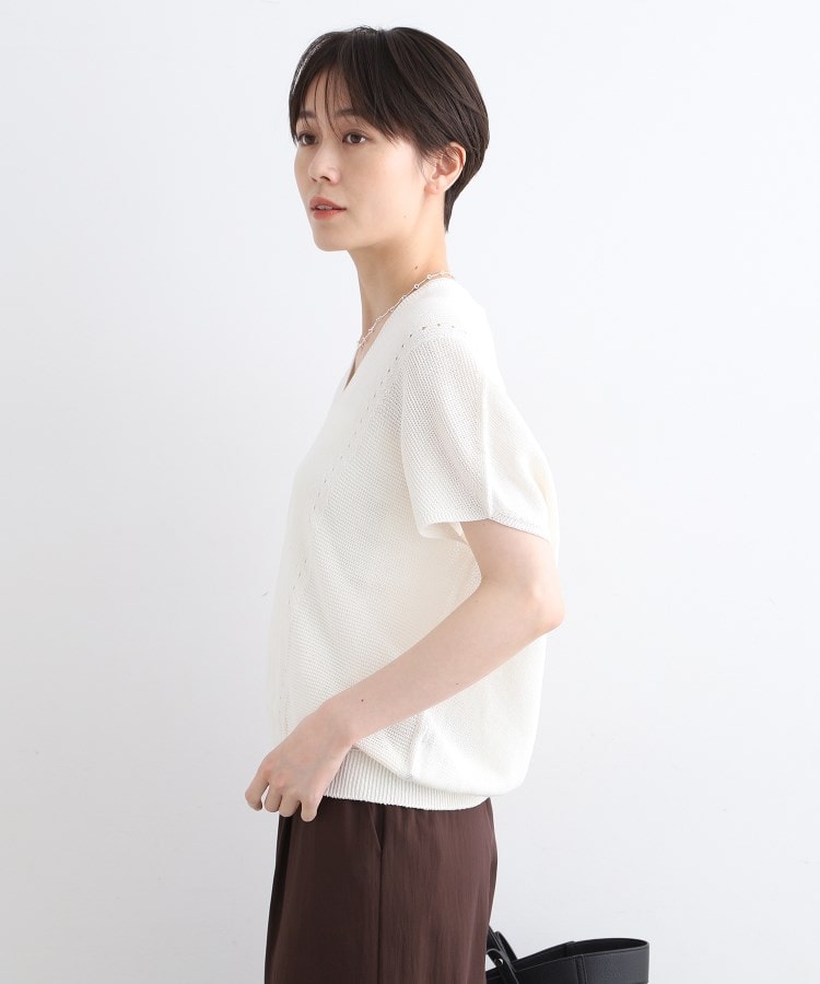 インディヴィ(INDIVI)の【洗える／サマーニット】無縫製ペーパーヤーンアシメ編地ニット2