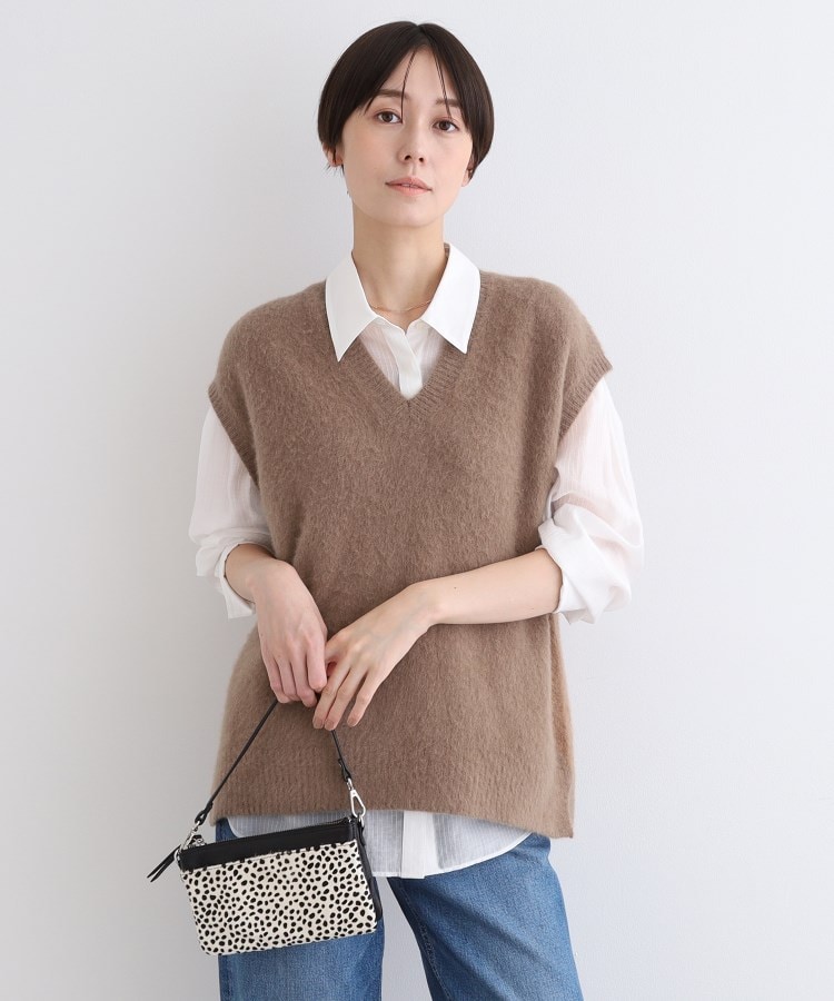 インディヴィ(INDIVI)の【フォックス混】ゆるシルエットヘアリーニットベスト キャメルブラウン(041)