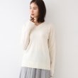 インディヴィ(INDIVI)の【カシミヤ混】Vネックコクーンシルエットニット オフホワイト(003)