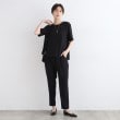 インディヴィ(INDIVI)の【洗える／UVケア／SETUP可能】ラップ風テーパードパンツ3