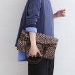 インディヴィ(INDIVI)の【大人気バッグ！／A4収納可能】ジャカードスクエアバッグ16
