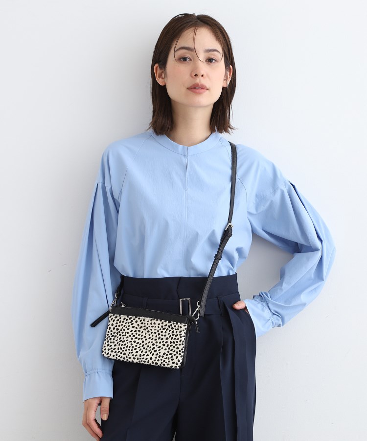 インディヴィ(INDIVI)の【本革／マルチWAY】ウォレットバッグ11