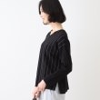 インディヴィ(INDIVI)の【洗える/SETUP可能】Vネックストライプ柄ニットプルオーバー6