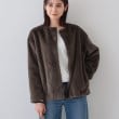 インディヴィ(INDIVI)の【トレンドコート】大人フェイクファーコート トープ(054)