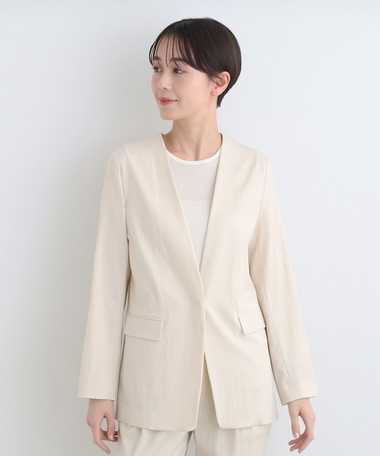 美品 インディヴィ 洗えるUVケア ノーカラー パンツスーツ