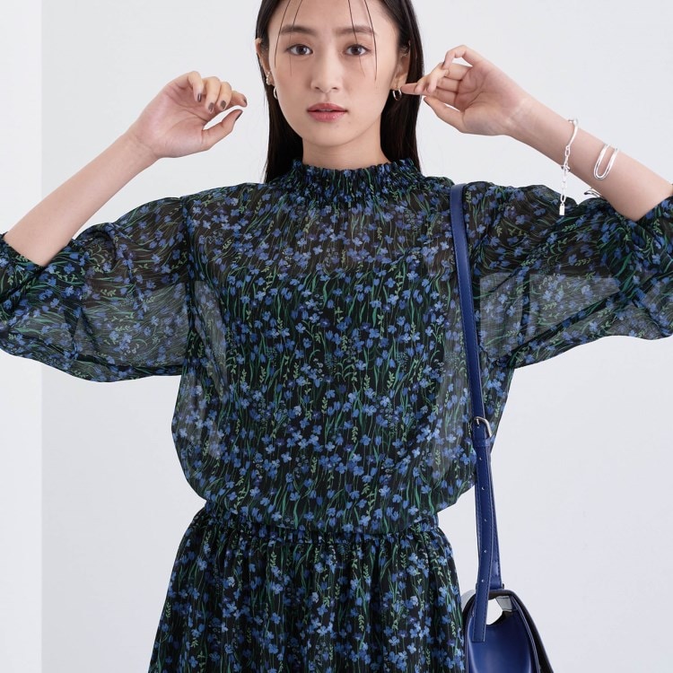 インディヴィ(INDIVI)の【セットアップ可能】フラワーシフォンブラウス シャツ・ブラウス