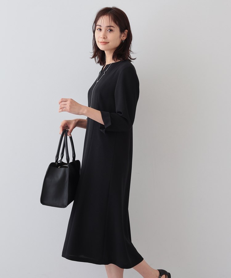 インディヴィ(INDIVI)の春SALE！【着る日傘/遮熱/UVケア】フィット＆フレアワンピース2