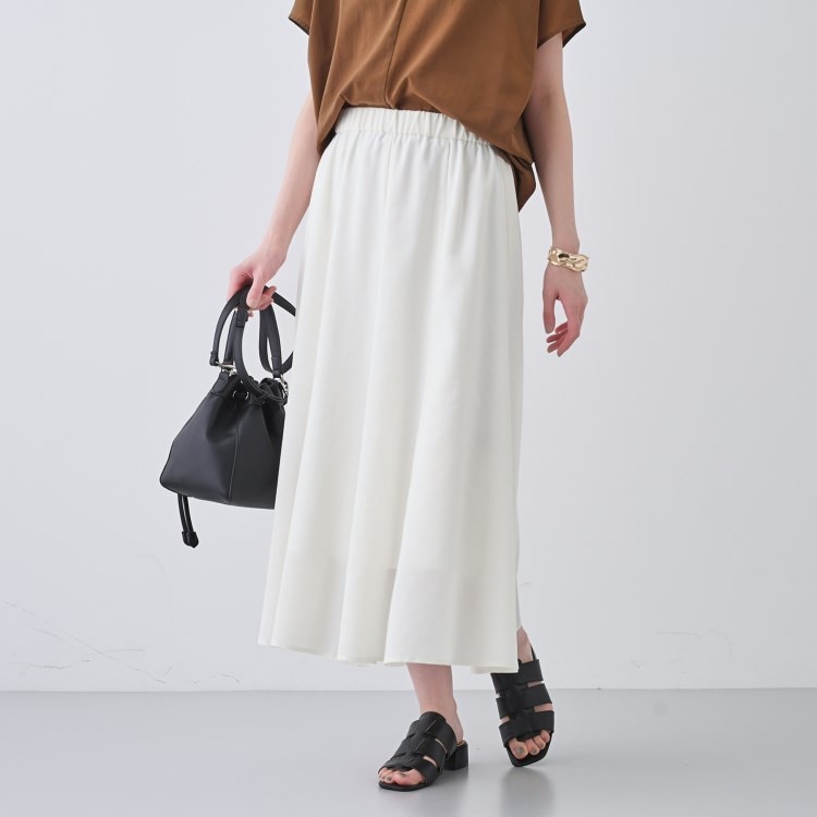 インディヴィ(INDIVI)の【通気性◎撥水／接触冷感／UVケア】ナローフレアスカート マキシ・ロングスカート