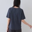 インディヴィ(INDIVI)の春SALE！【洗える／凹凸素材】シンプルVネックブラウス10