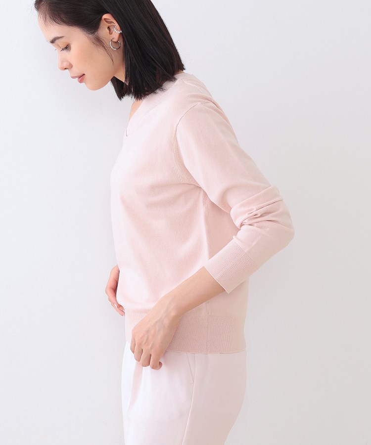 インディヴィ(INDIVI)の春SALE！【洗える／シルク混】きれいめVネックニット6