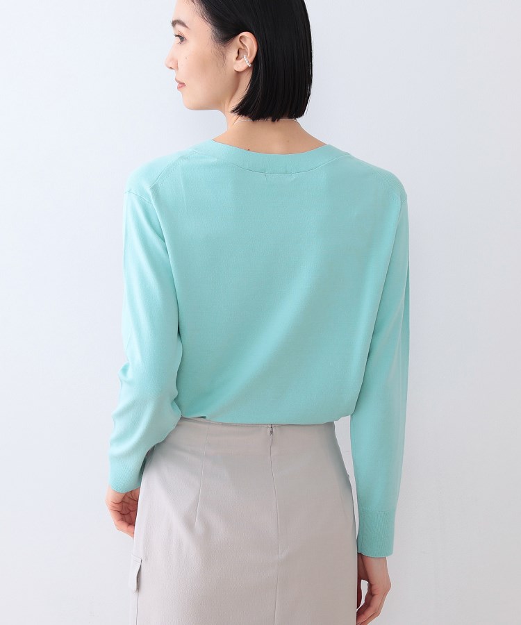 インディヴィ(INDIVI)の春SALE！【洗える／シルク混】きれいめVネックニット11