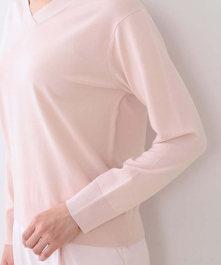 インディヴィ(INDIVI)の春SALE！【洗える／シルク混】きれいめVネックニット22