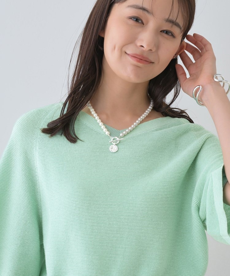 インディヴィ(INDIVI)の新色登場！【上品ラメ素材】フレアスリーブニット17