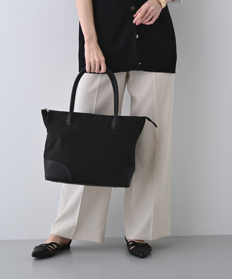 インディヴィ(INDIVI)の春SALE！【軽量／合皮／A4収納可能】素材コンビラージバッグ13