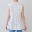 インディヴィ(INDIVI)の春SALE！【洗える】フラワーカット刺繍ノースリーブブラウス12