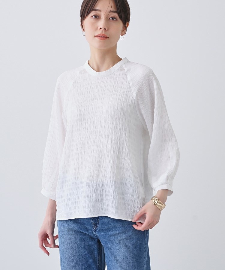 インディヴィ(INDIVI)の春SALE！【洗える】シャーリング風ラグランスリーブブラウス ホワイト(001)