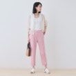 インディヴィ(INDIVI)の【洗える／高ストレッチ】クロップド丈サテンテーパードパンツ16