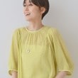 インディヴィ(INDIVI)の【洗える／ドット柄／凹凸素材】袖コンシャスドルマンブラウス グリーン(425)
