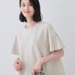 インディヴィ(INDIVI)の【洗える／体型カバー】凹凸素材フレアデザイントップス グレージュ(050)