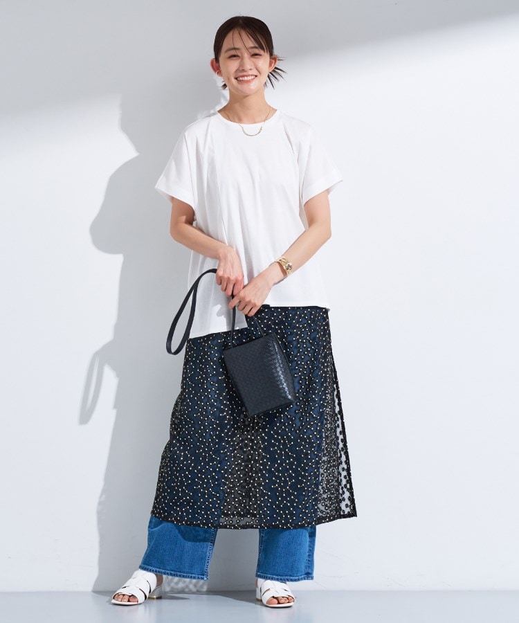 インディヴィ(INDIVI)の【洗える／汗ジミ防止】バイカラー＆アシメヘム Tシャツ4