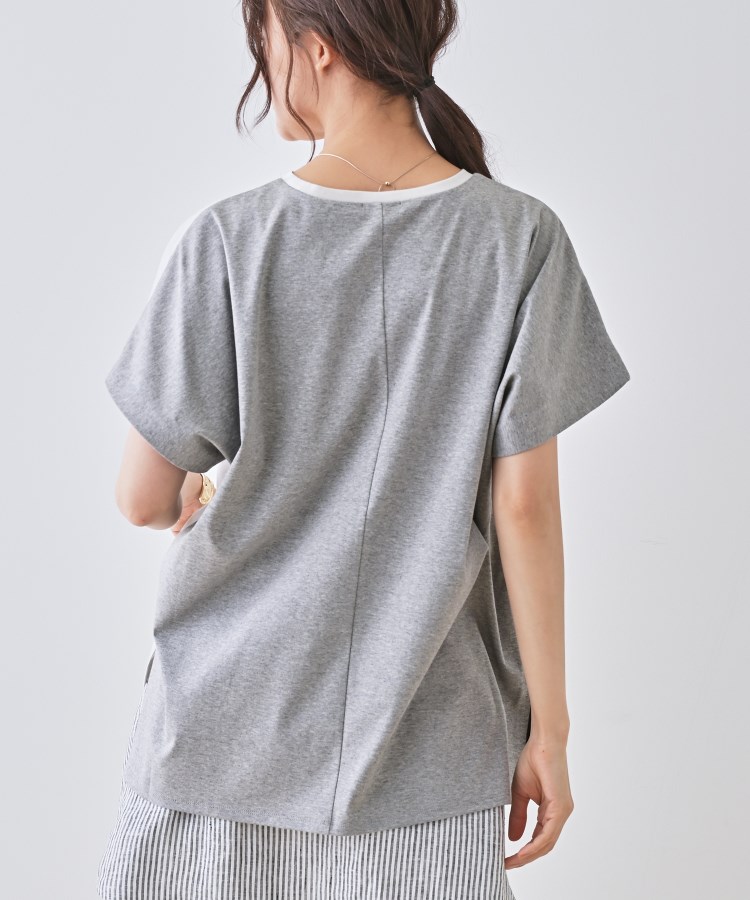 インディヴィ(INDIVI)の【洗える／汗ジミ防止】バイカラー＆アシメヘム Tシャツ7