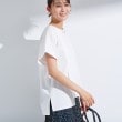 インディヴィ(INDIVI)の【洗える／汗ジミ防止】バイカラー＆アシメヘム Tシャツ2