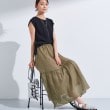 インディヴィ(INDIVI)の【2点セット／着回し◎】ノースリーブ＆ティアードスカート カセット服 オリーブグリーン(526)