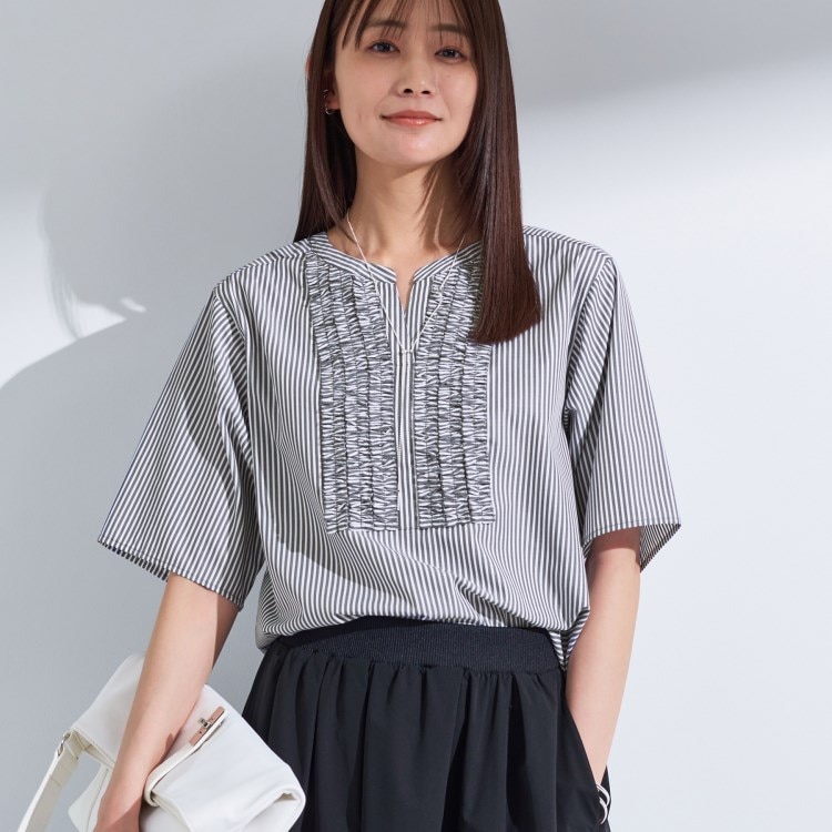 インディヴィ(INDIVI)の【洗える】胸元タックフリルブラウス シャツ・ブラウス