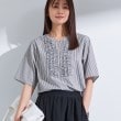 インディヴィ(INDIVI)の【洗える】胸元タックフリルブラウス グレー(312)