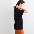 インディヴィ(INDIVI)の【WORLD for the World】バックプリント ロゴTシャツ18