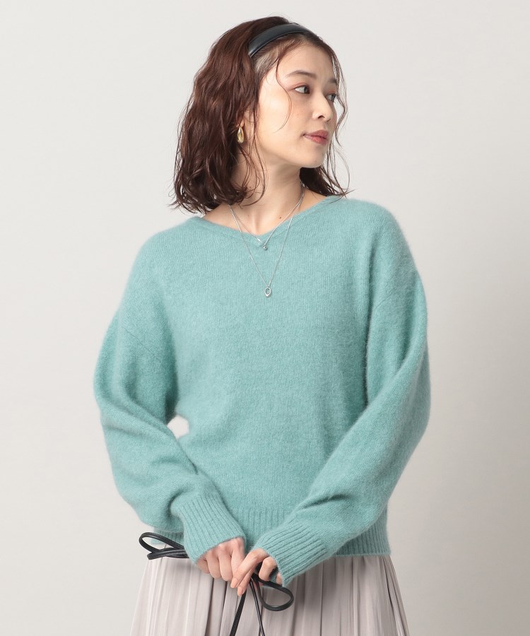 UNTITLED 新品値札付き❗ たっぷりVネックセーター ¥18700 - ニット