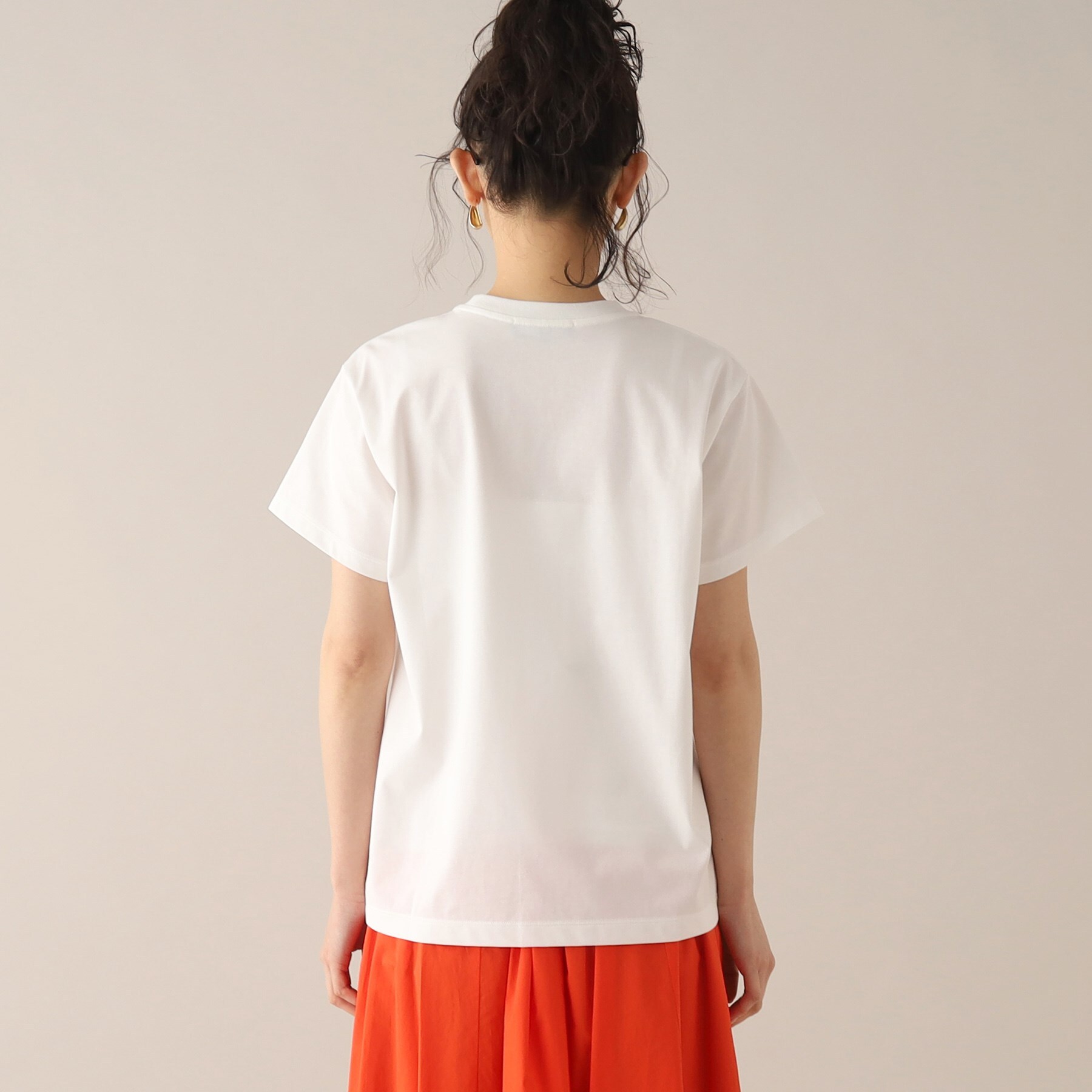 アンタイトル(UNTITLED)の【洗濯機で洗える】きれいめロゴTシャツ4