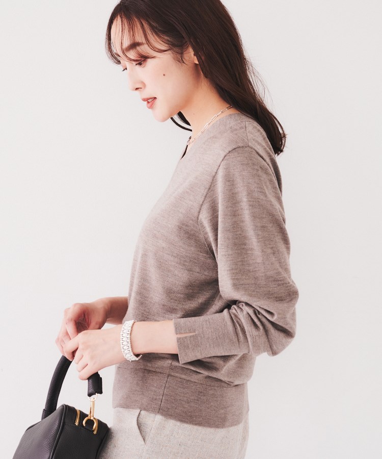 ◇【アンサンブル可能/洗える】シルクウールカシミヤ Vネック