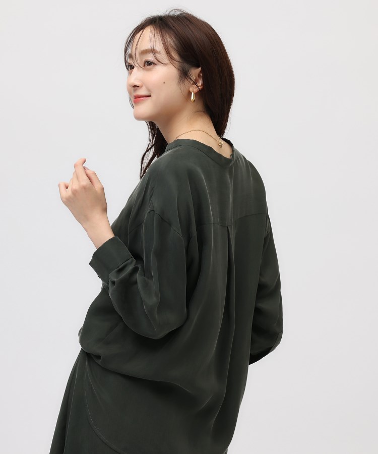 アンタイトル(UNTITLED)の【セットアップ可能/パウダータッチ】シルキーキュプラ スキッパーブラウス10