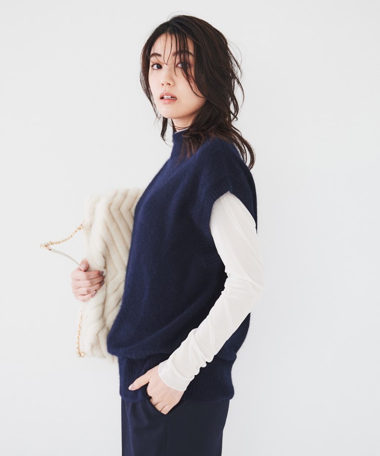 アンタイトル(UNTITLED)のウールフォックス ベストニット15