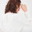 アンタイトル(UNTITLED)の【通勤スーツ/入卒/セレモニー】サテンVネックブラウス9