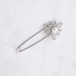 アンタイトル(UNTITLED)の【コーディネートのアクセントに】ビジューキルトピン シルバー(706)