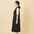 アンタイトル(UNTITLED)の【セットアップ可能／洗える】ライトウェイト Vネックジャンパースカート3