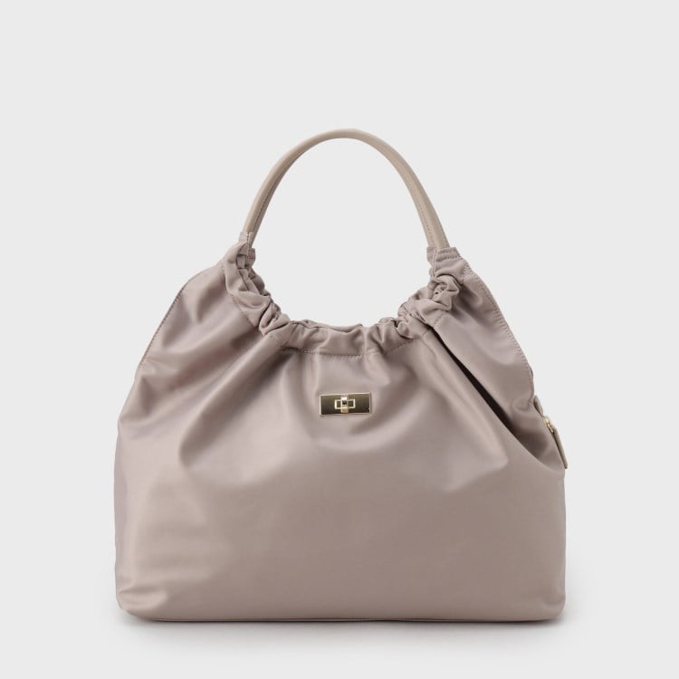 アンタイトル(UNTITLED)の軽やかナイロンフラットトート トートバッグ