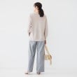 アンタイトル(UNTITLED)の【体型カバー/清涼感】サイドスリット Vネックニット23