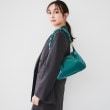 アンタイトル(UNTITLED)のエナメルシャーリングハンドバッグ12