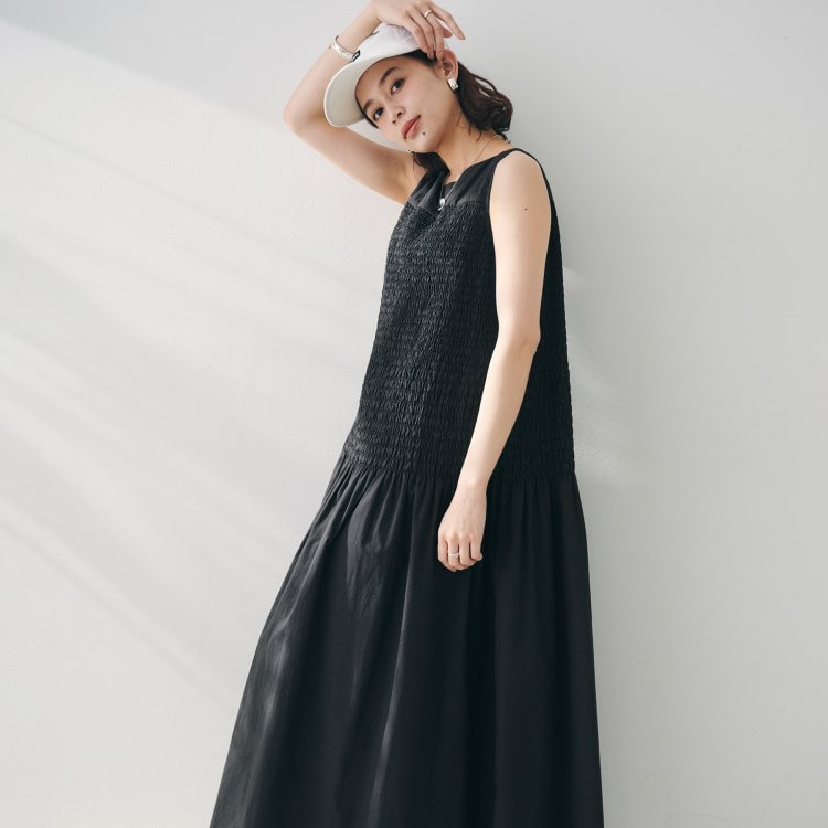 アンタイトル(UNTITLED)の【コットン100/夏ワンピ/ナロー/】シャーリングワンピース マキシ・ロングワンピース