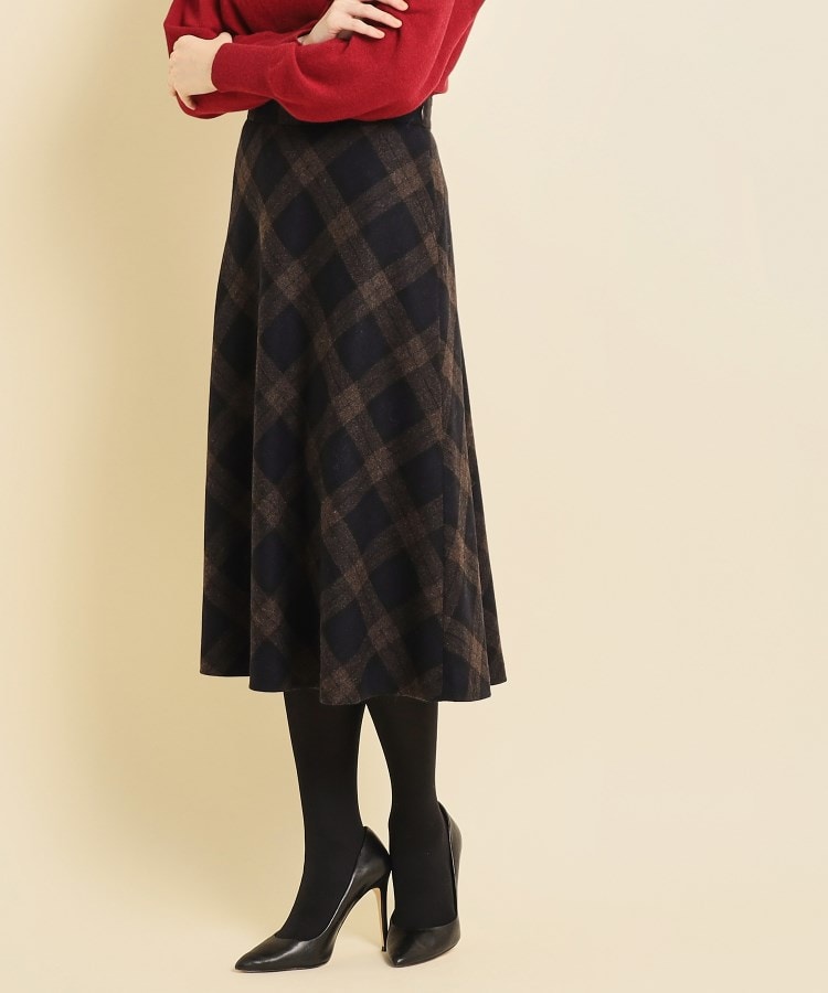 クードシャンス(COUP DE CHANCE)の【チェック柄スカート】しなやかなシルエットが綺麗なチェック柄フレアスカート16