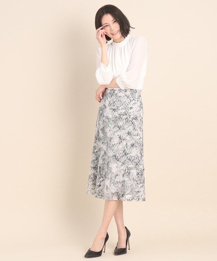 【M’S GRACY】(38)日本製 総柄 花柄 レース 刺繍 フレア スカート